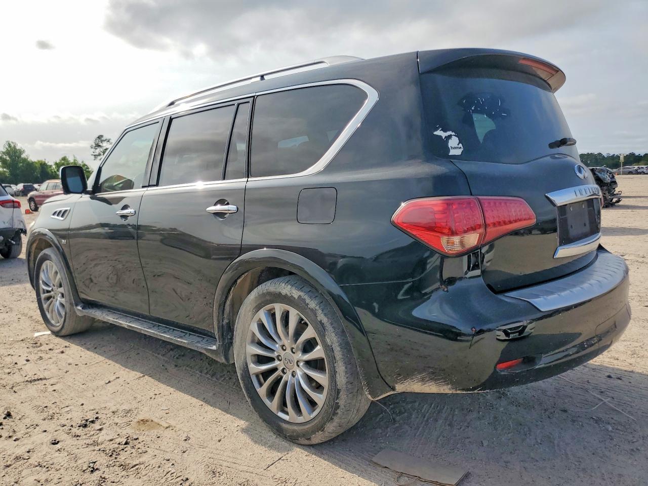 2017 INFINITI QX80 — фото 2