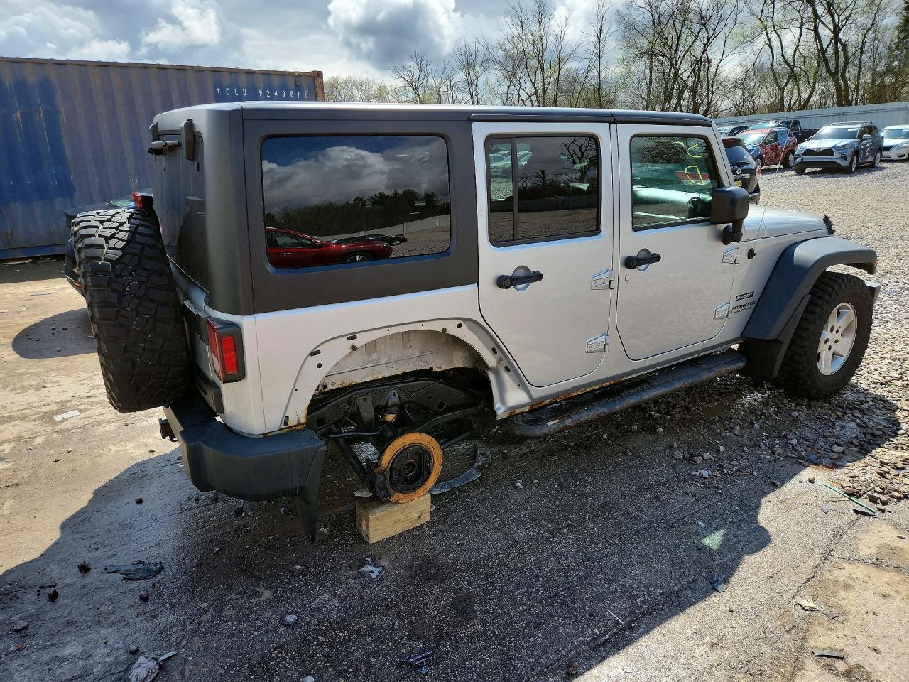 2012 JEEP WRANGLER — фото 3