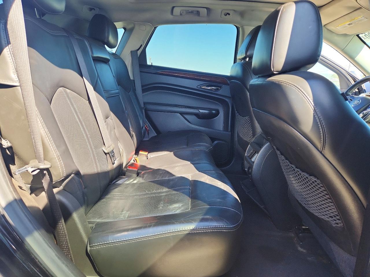 CADILLAC SRX