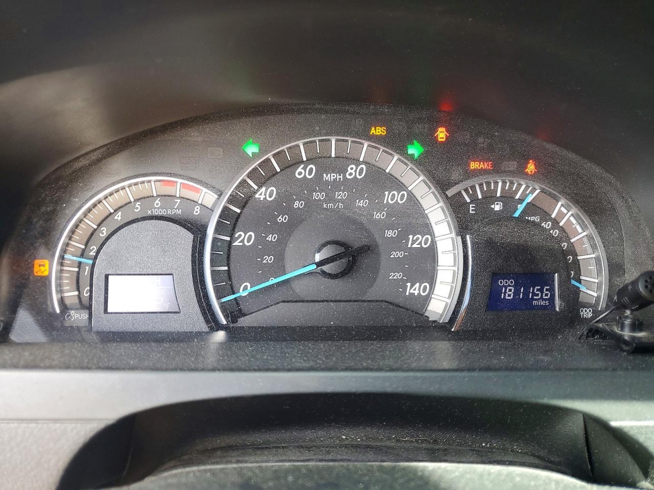TOYOTA CAMRY