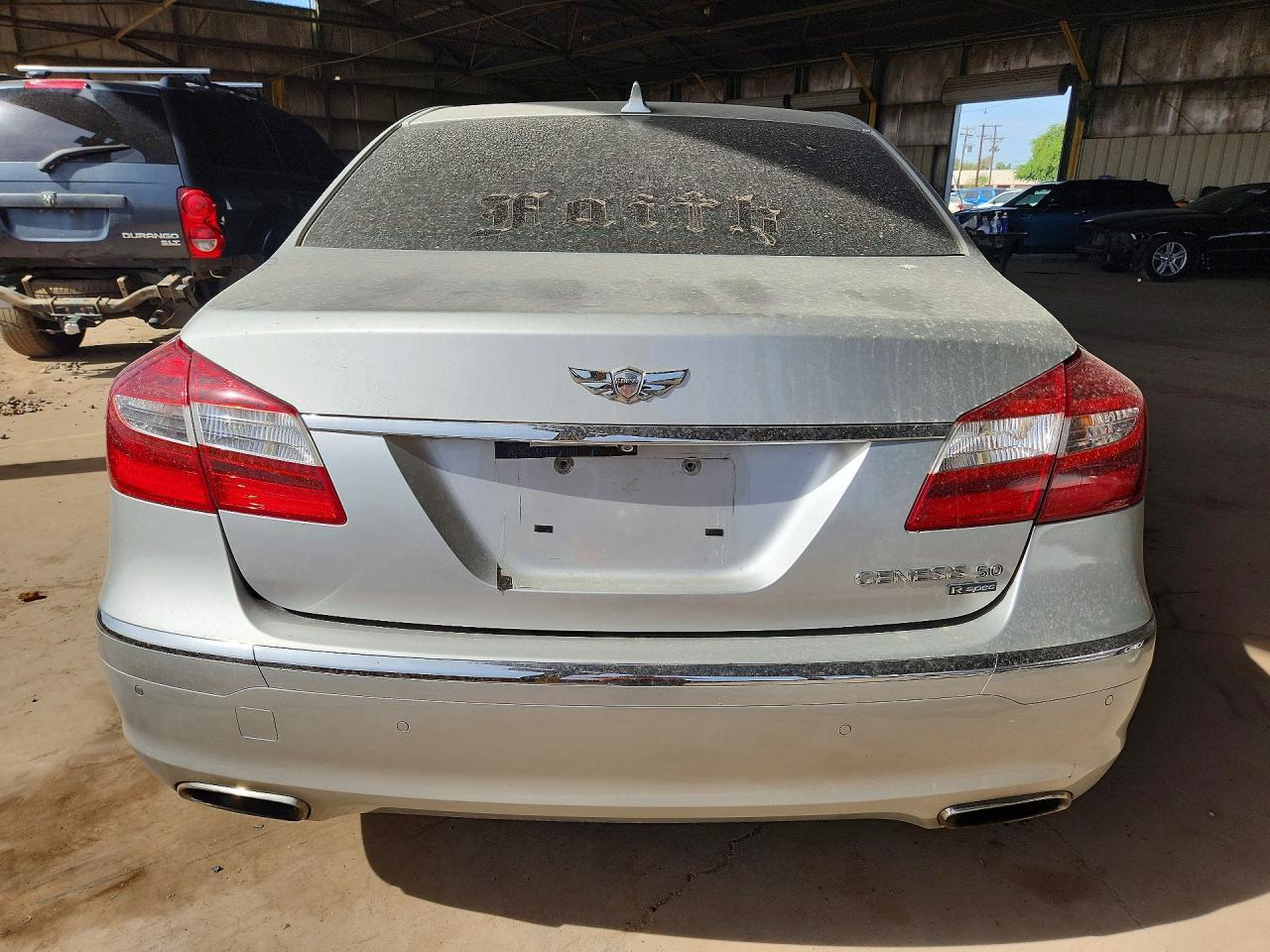 HYUNDAI GENESIS