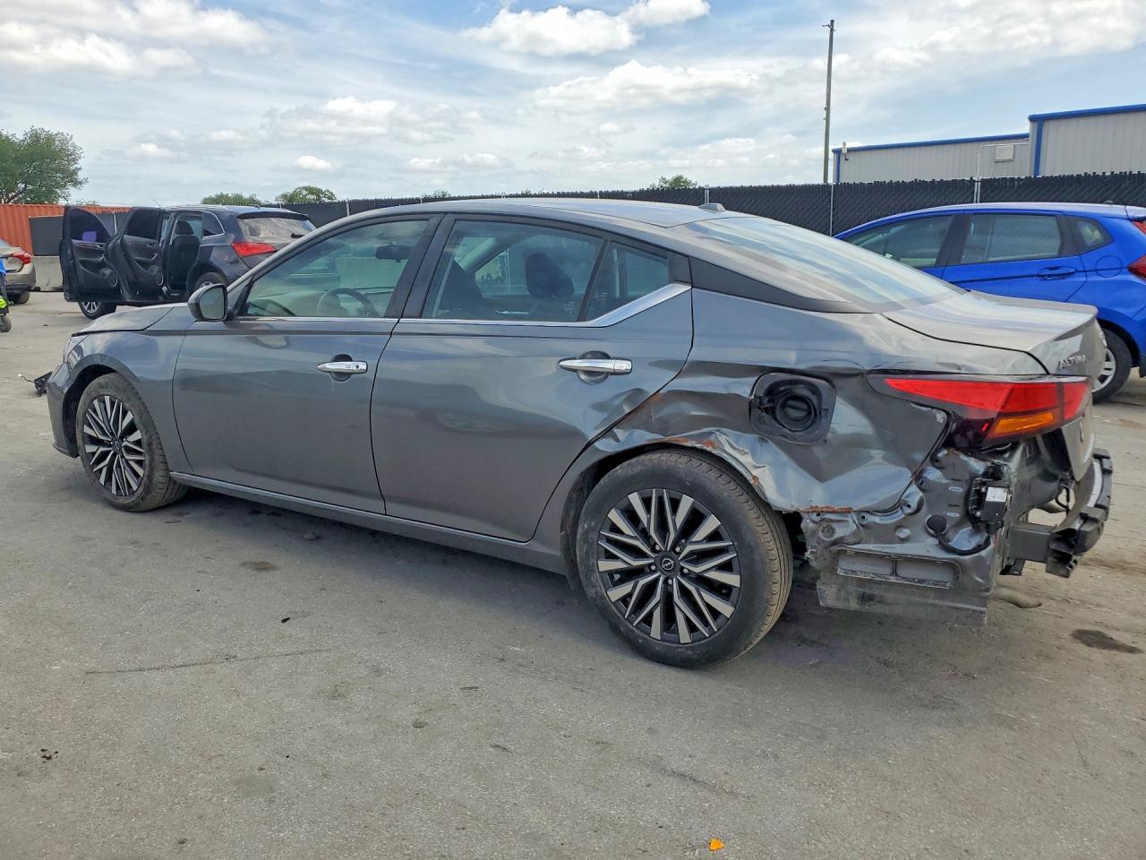 NISSAN ALTIMA