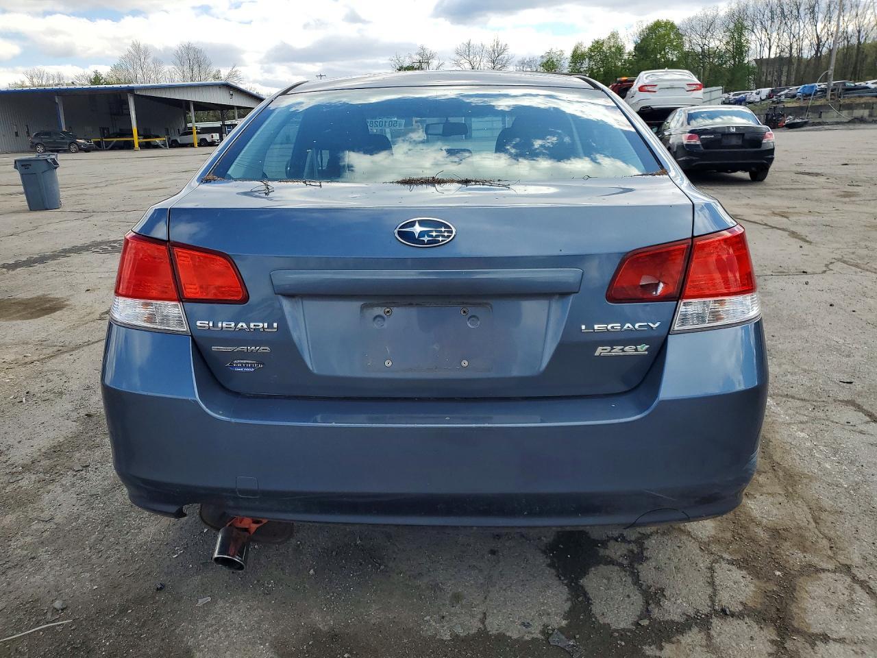 2013 SUBARU LEGACY — фото 6
