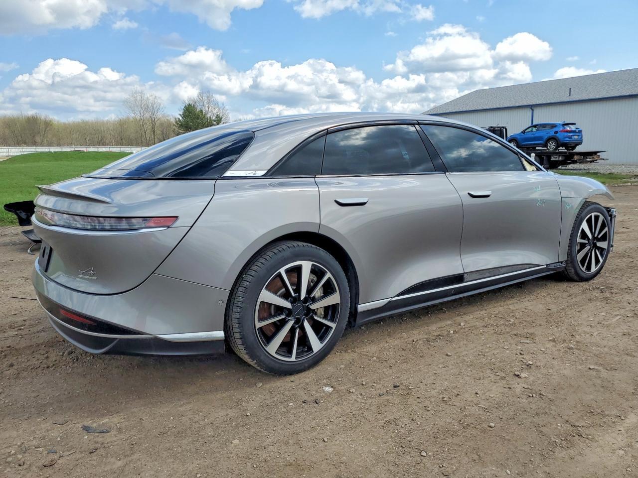 LUCID AIR