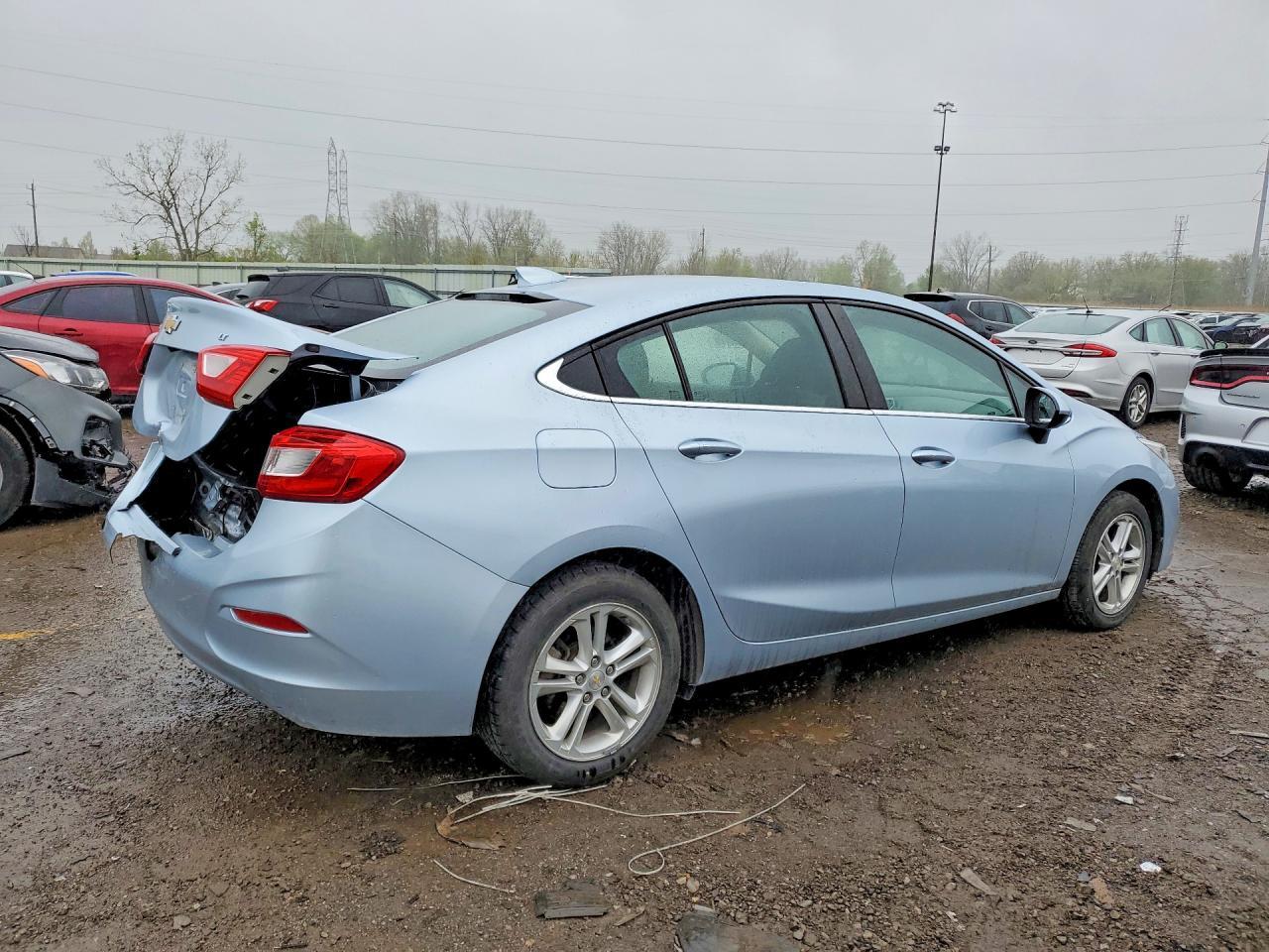 CHEVROLET CRUZE