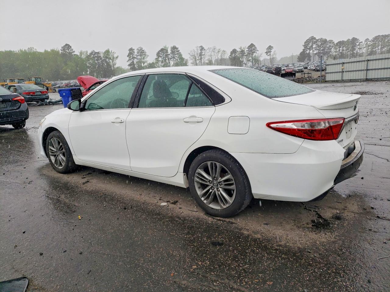 2017 TOYOTA CAMRY — фото 2