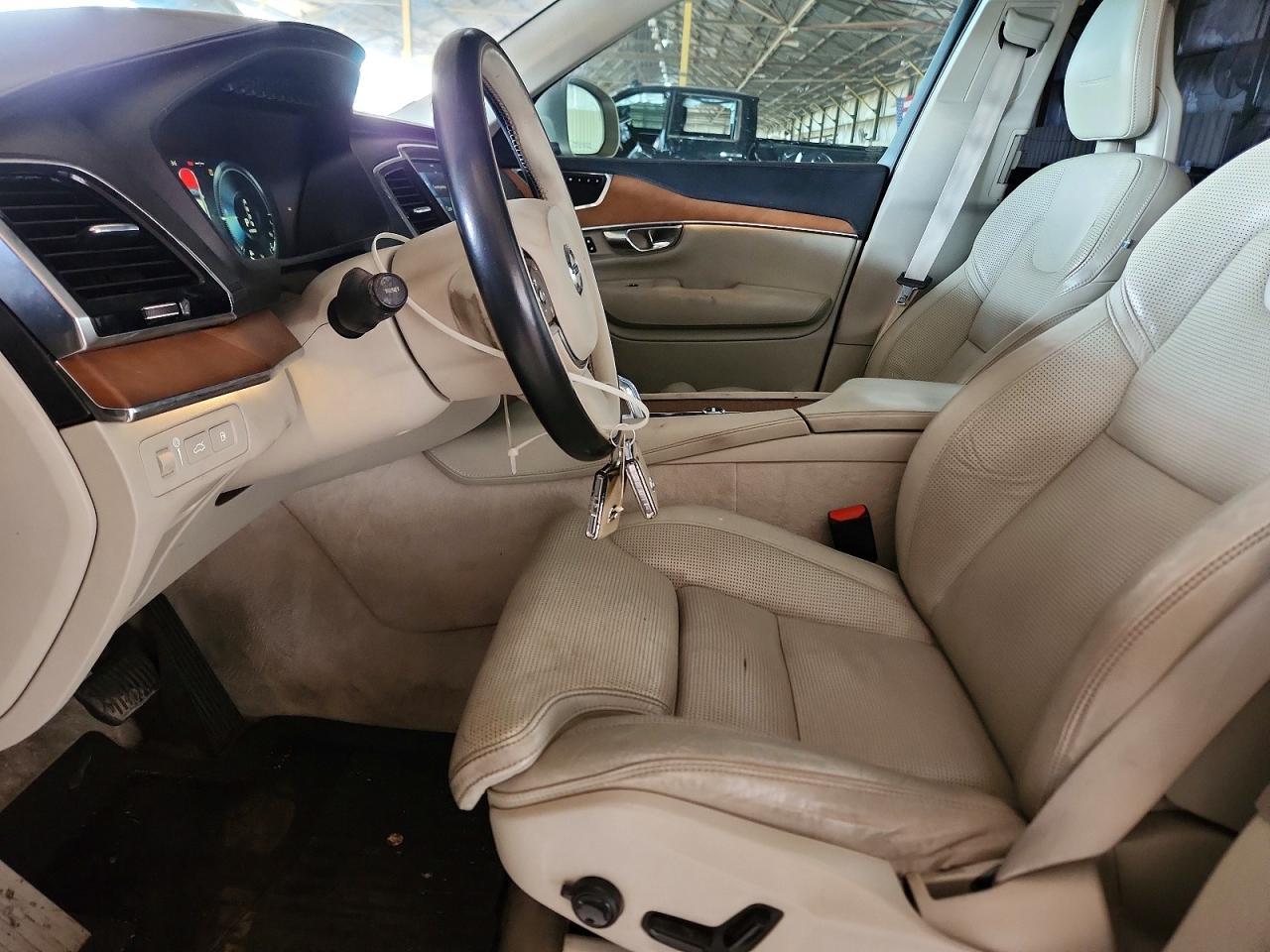2016 VOLVO XC90 RECHARGE — фото 7