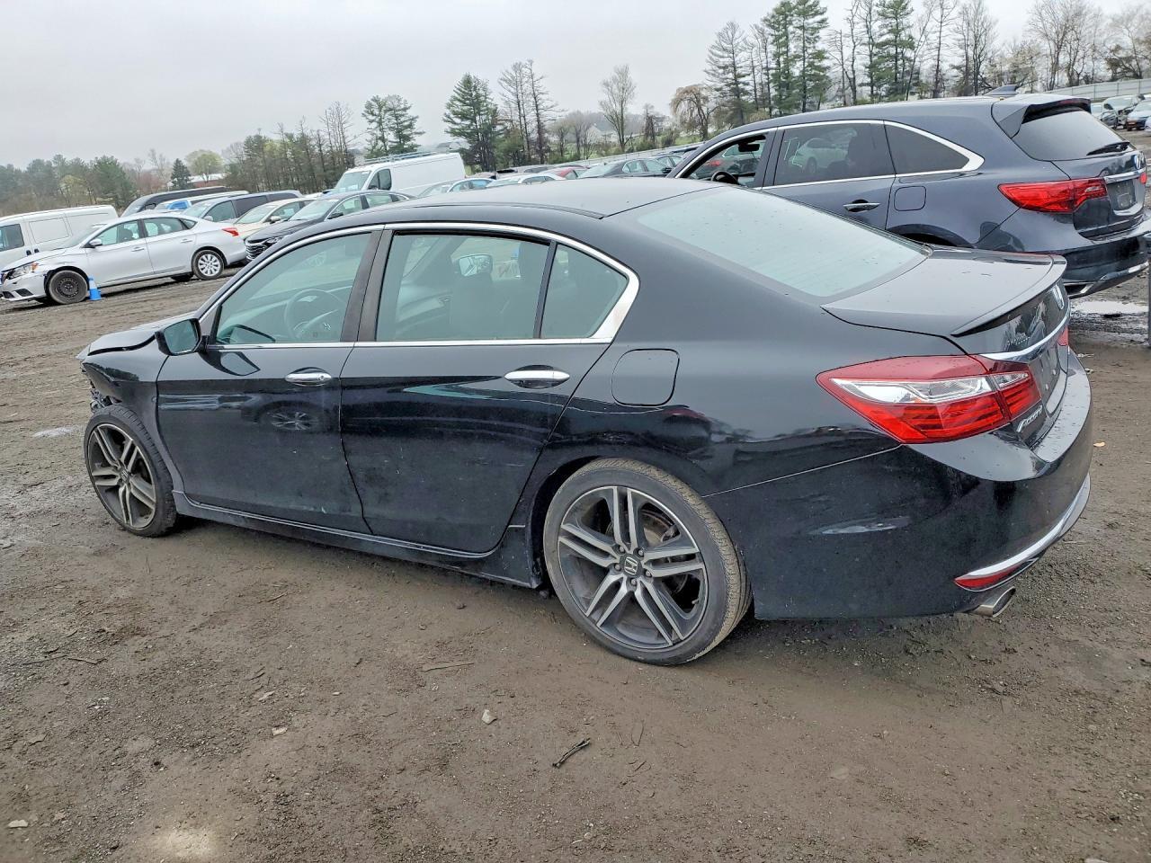 2017 HONDA ACCORD — фото 2