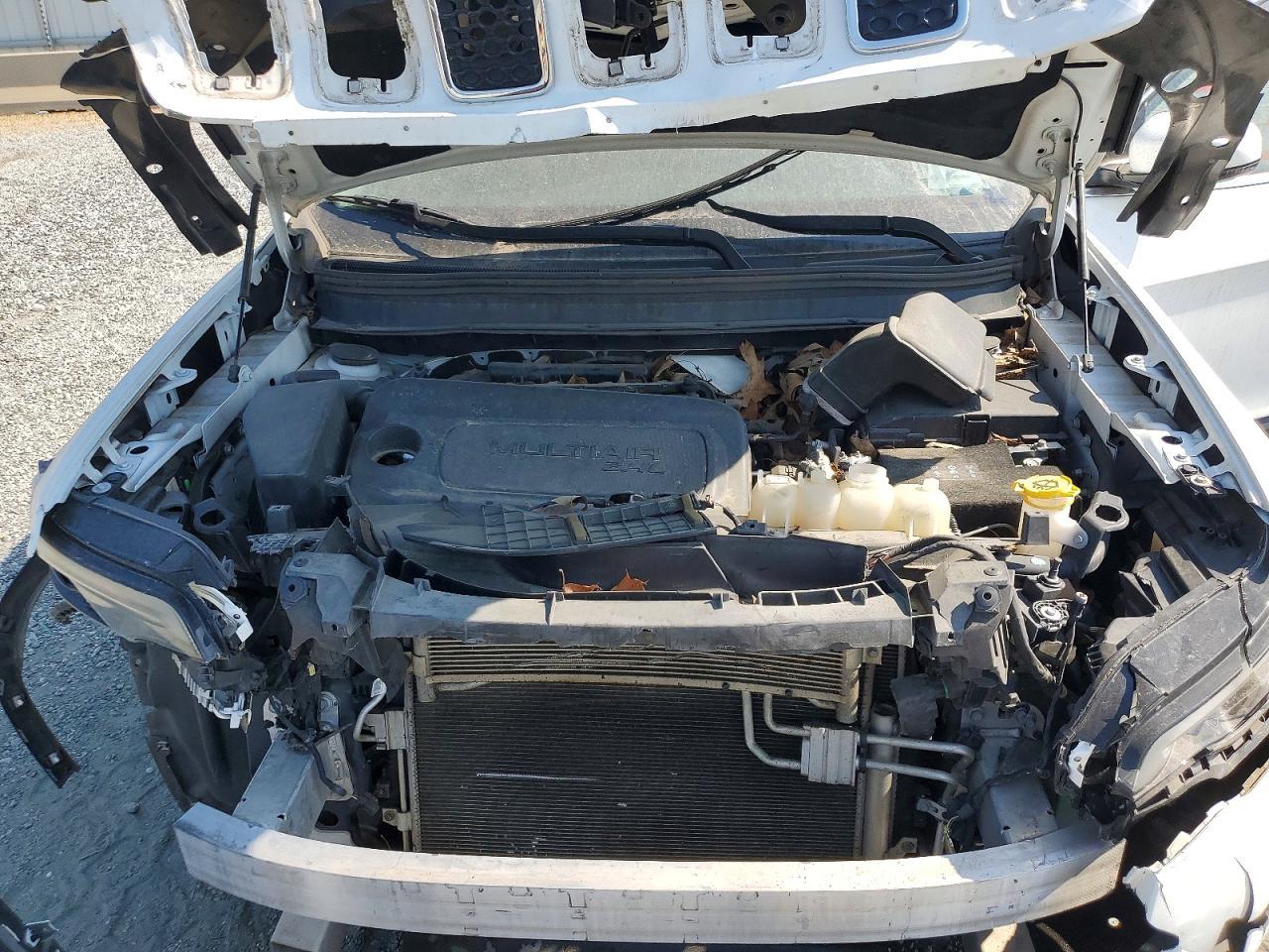 2019 JEEP GRAND CHEROKEE — фото 12
