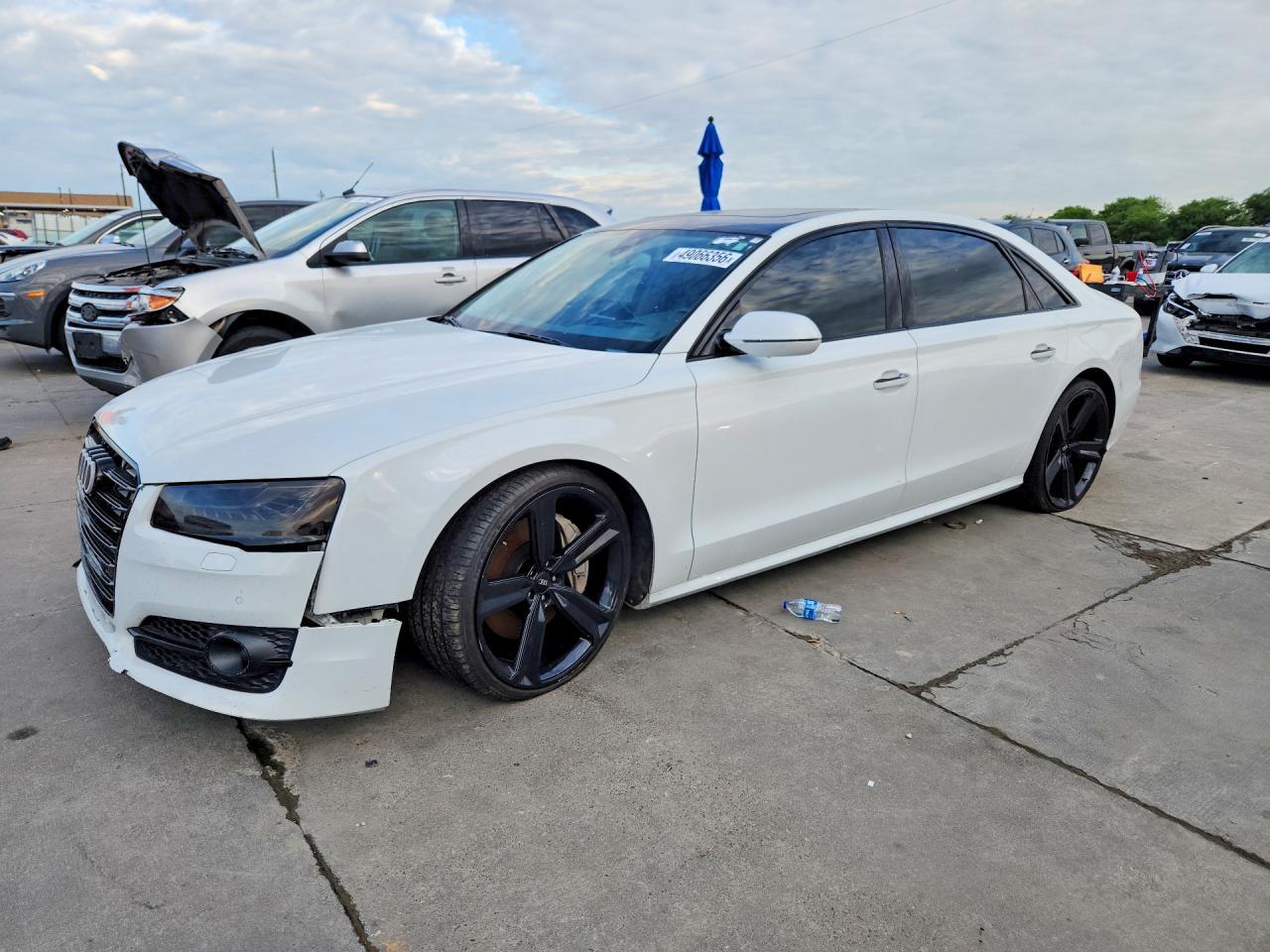 2017 AUDI A8 — фото 1