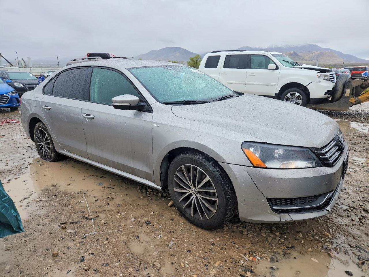 VOLKSWAGEN PASSAT