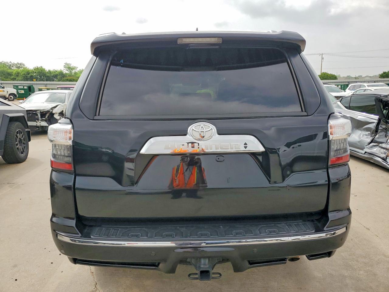 TOYOTA 4RUNNER