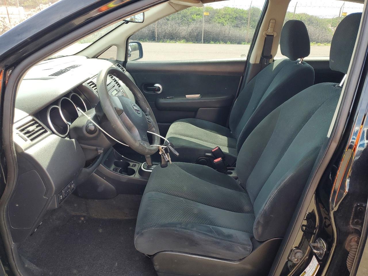 NISSAN VERSA