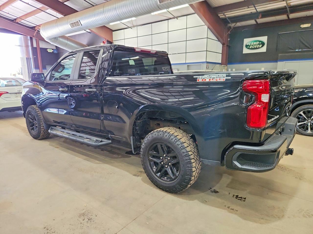 2019 CHEVROLET SILVERADO 1500 — фото 2
