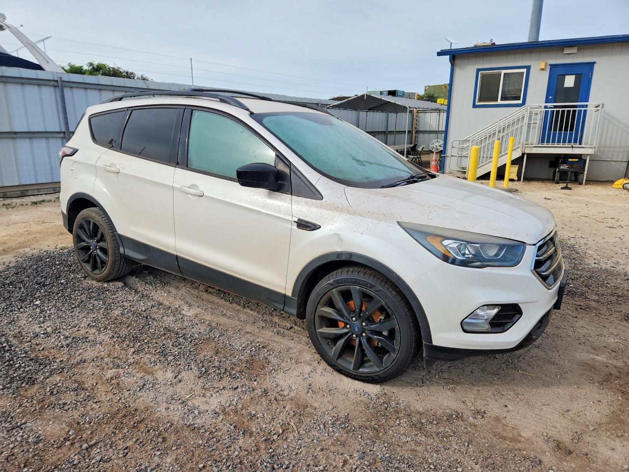 FORD ESCAPE