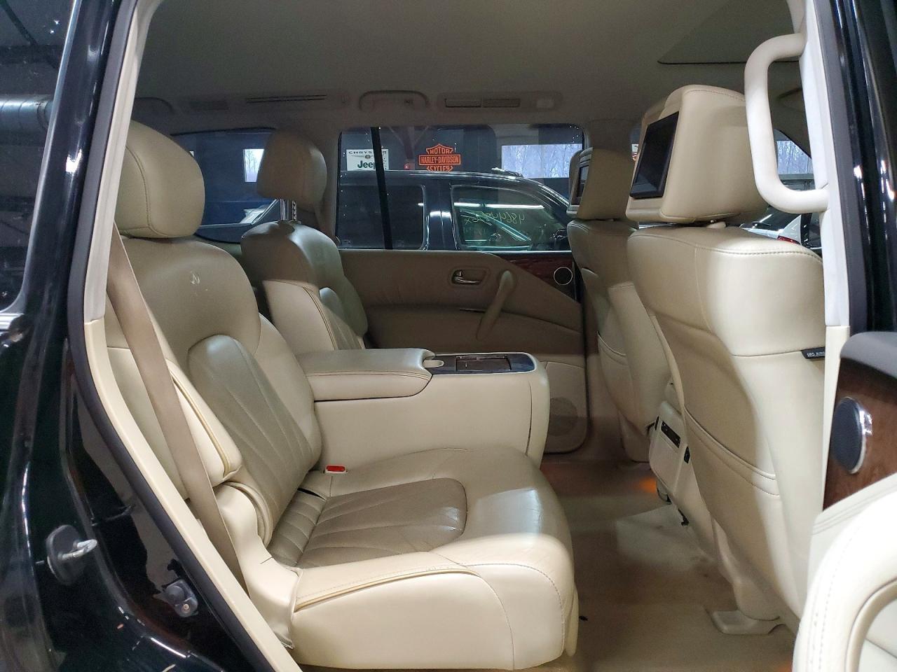 INFINITI QX56