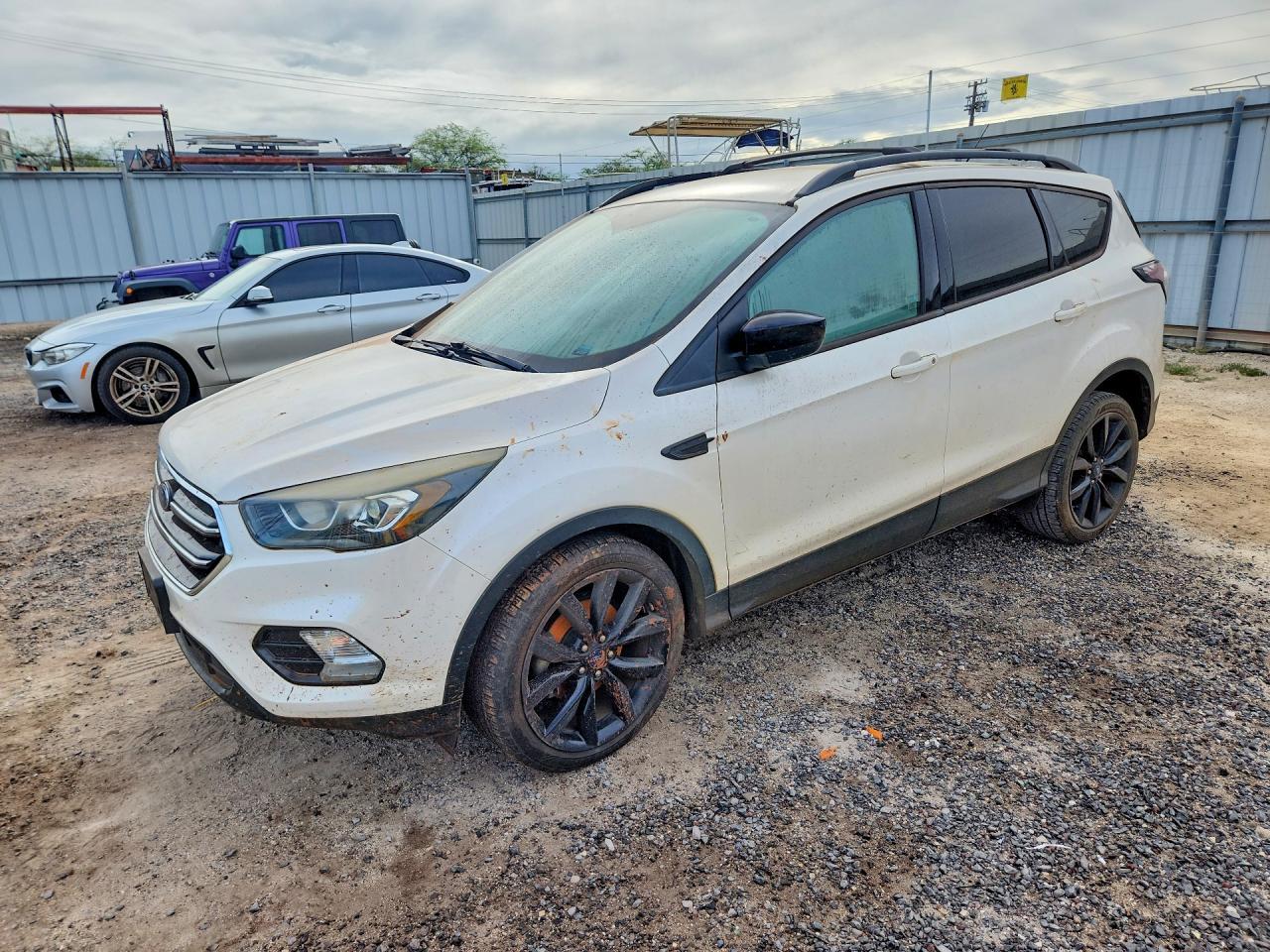 FORD ESCAPE