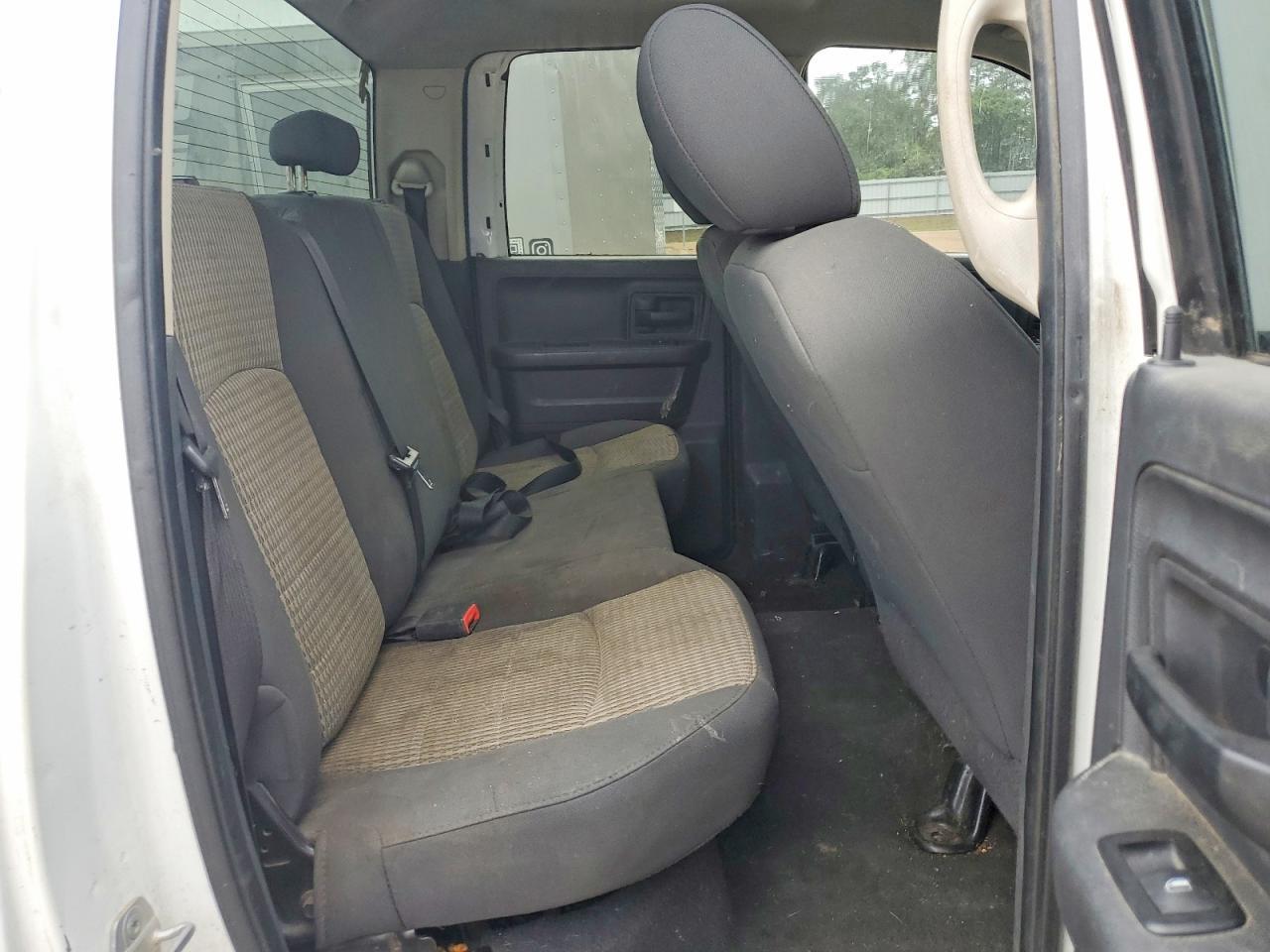 2011 DODGE RAM 1500 — фото 10