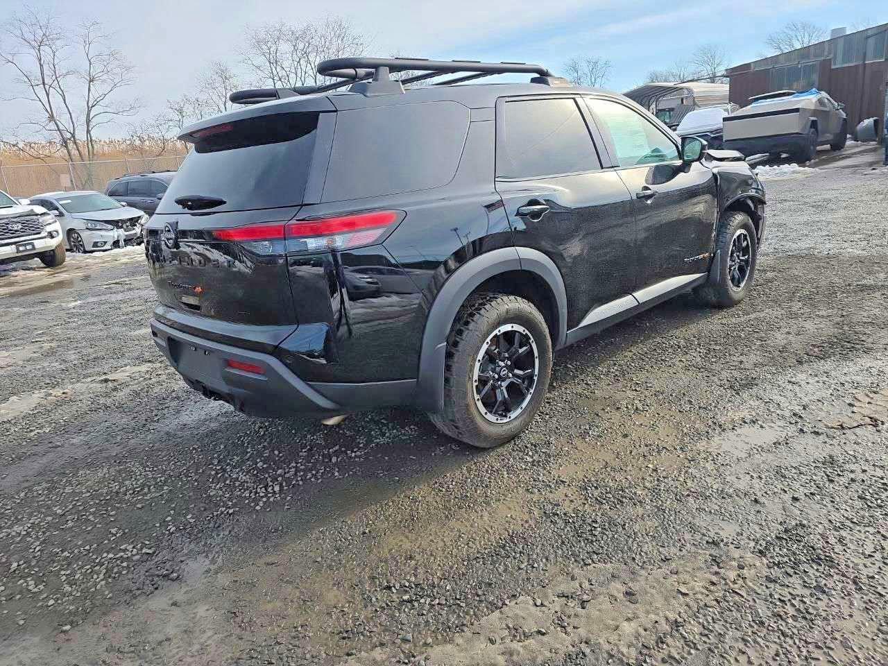 NISSAN PATHFINDER