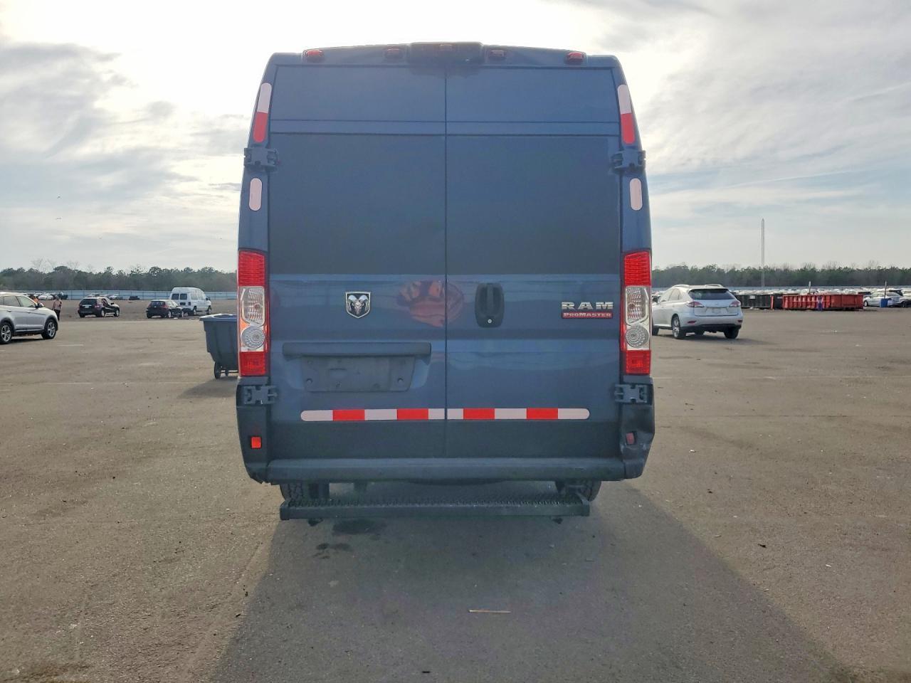 RAM PROMASTER 3500
