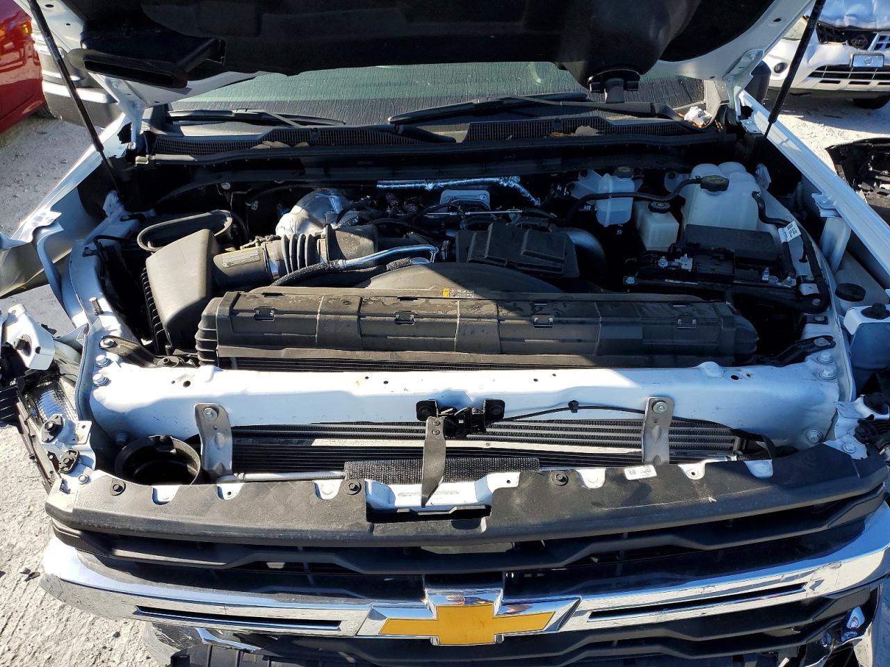 CHEVROLET SILVERADO