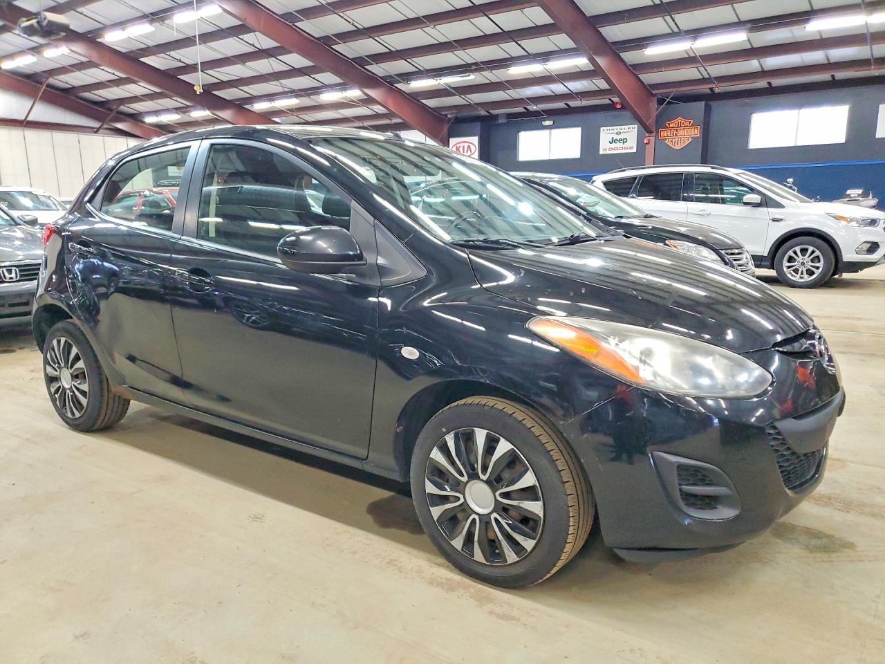 MAZDA 2