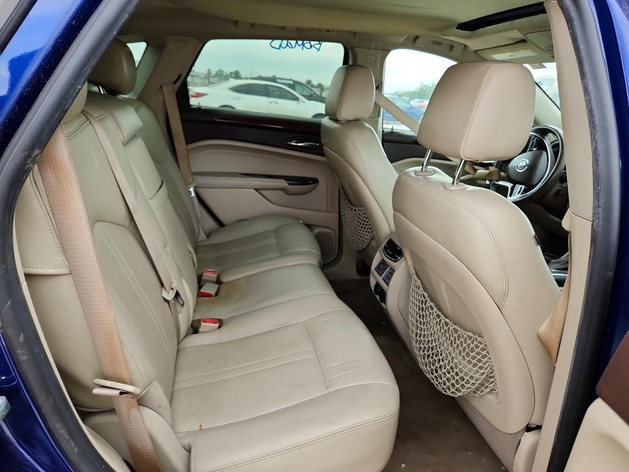 CADILLAC SRX