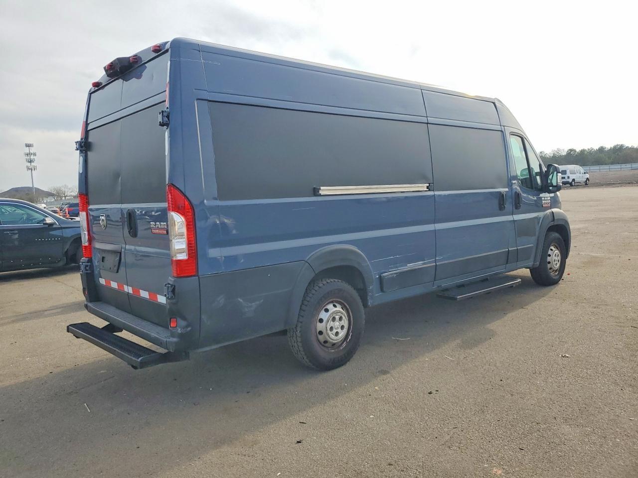 RAM PROMASTER 3500