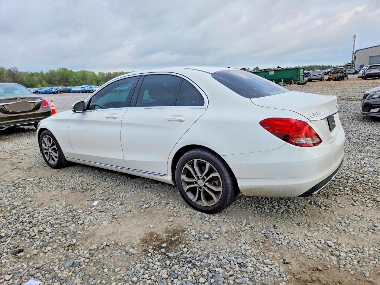 MERCEDES-BENZ C-CLASS