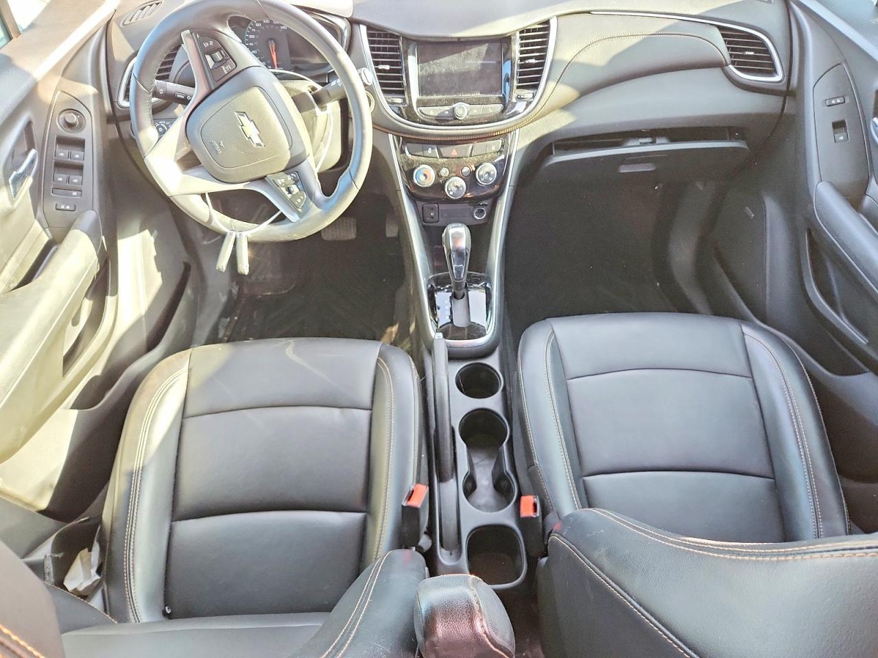 CHEVROLET TRAX