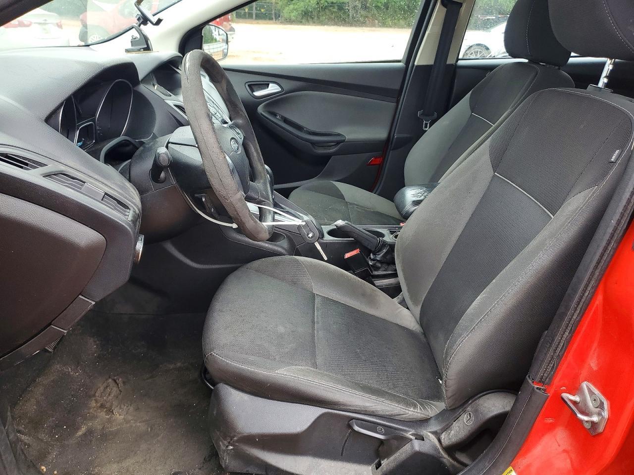 FORD FOCUS