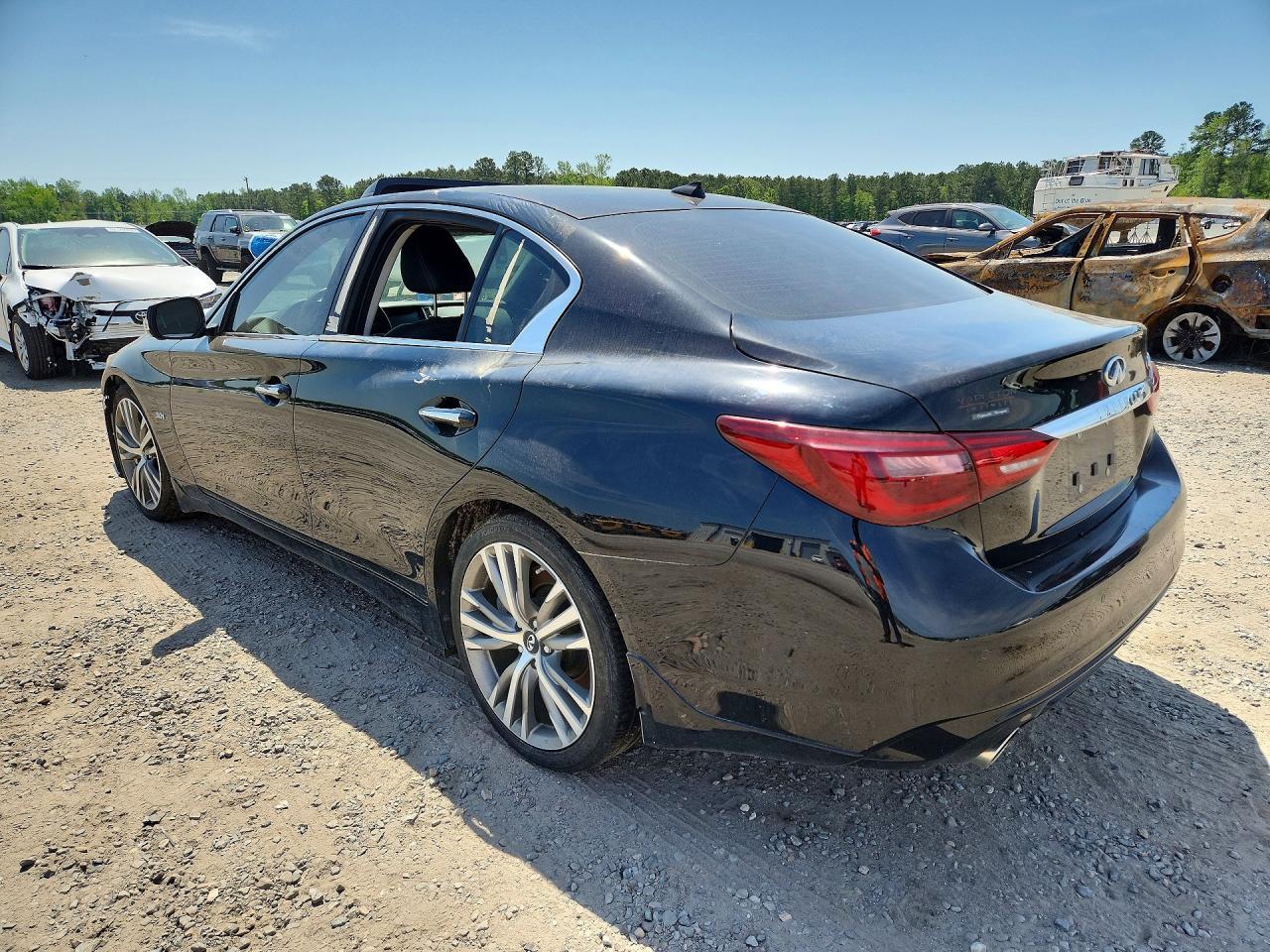 INFINITI Q50