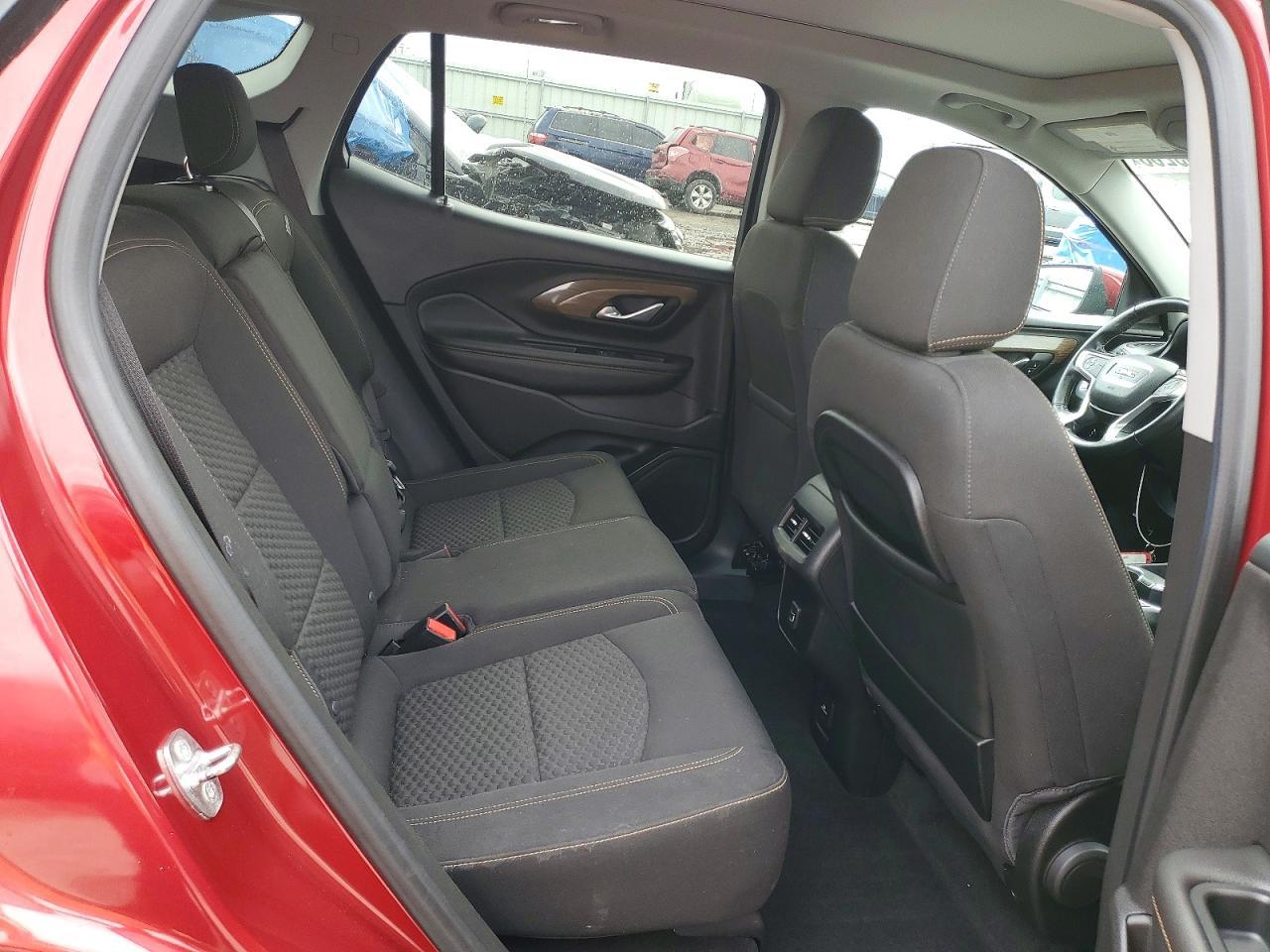 2018 GMC TERRAIN — фото 11