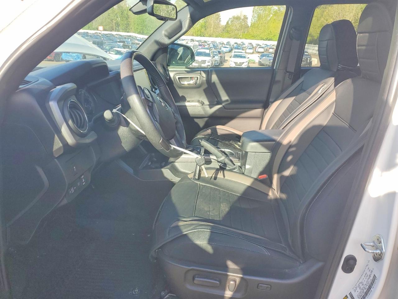 TOYOTA TACOMA