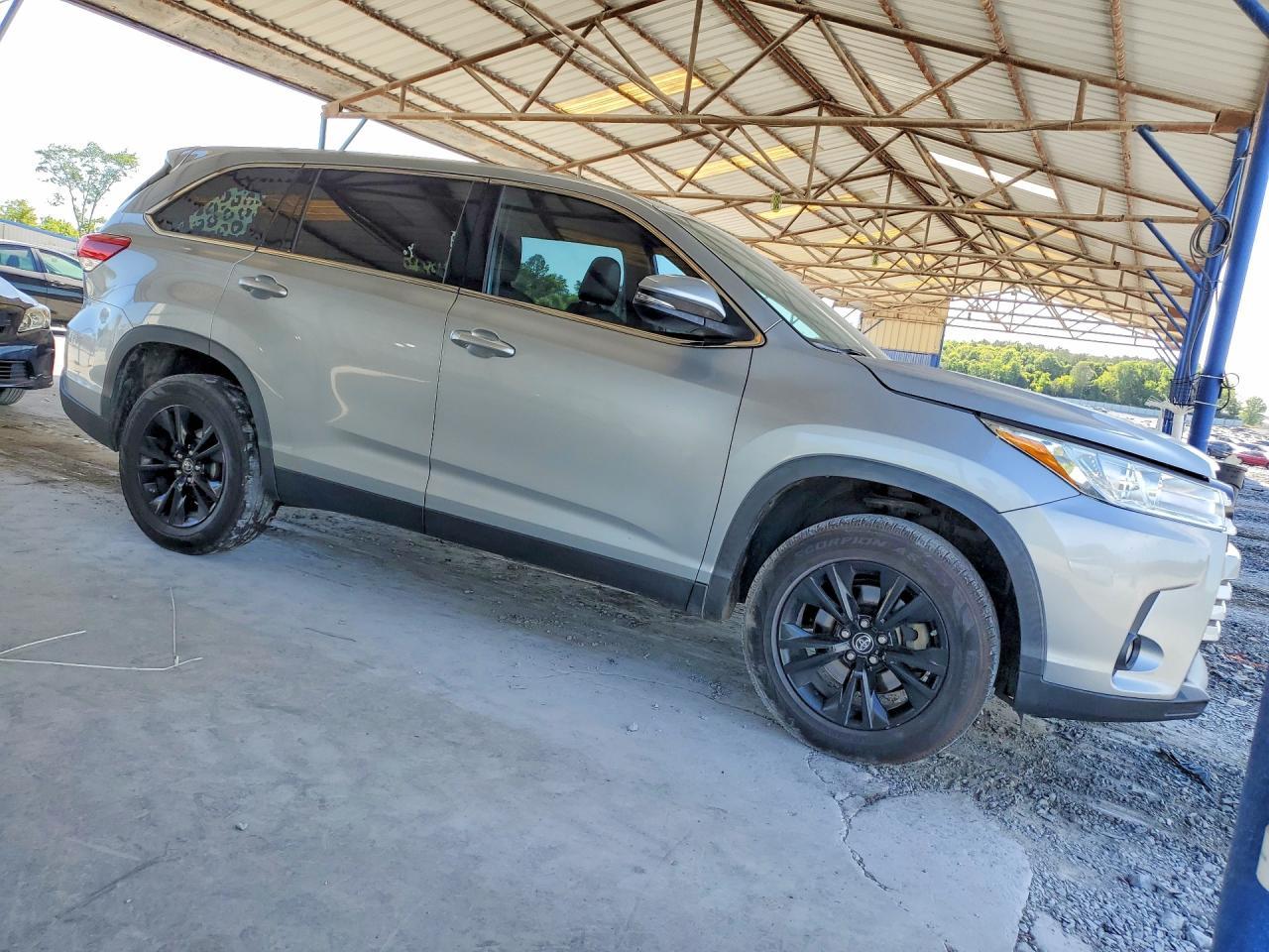 2019 TOYOTA HIGHLANDER — фото 4