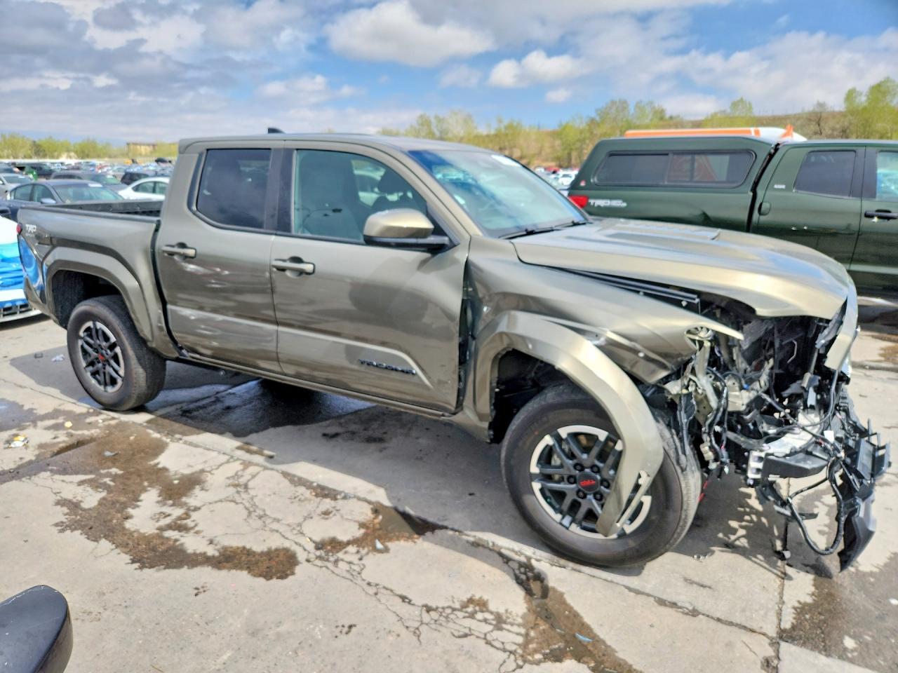 TOYOTA TACOMA