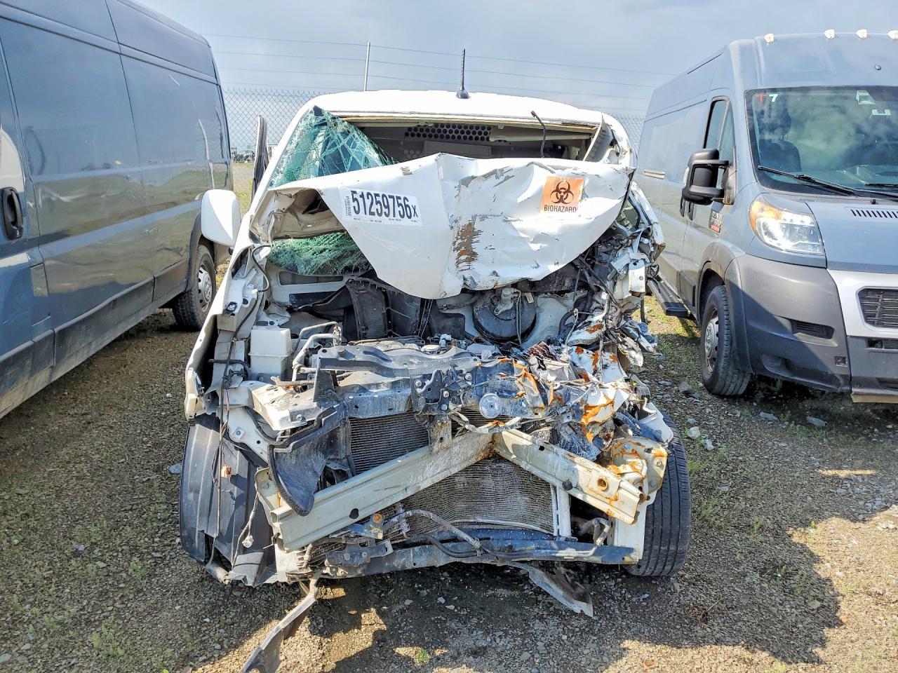 NISSAN NV200