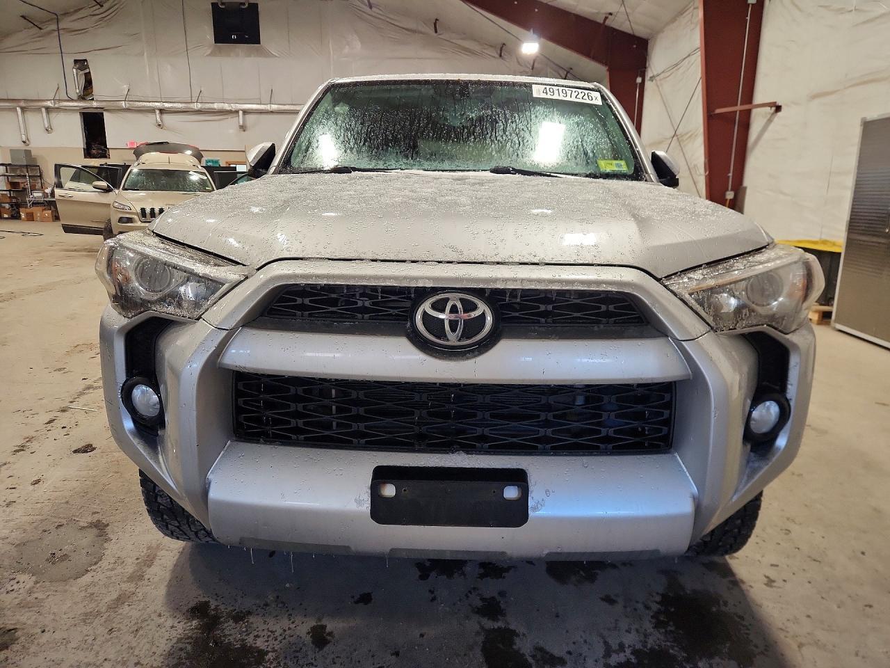 2016 TOYOTA 4RUNNER — фото 5