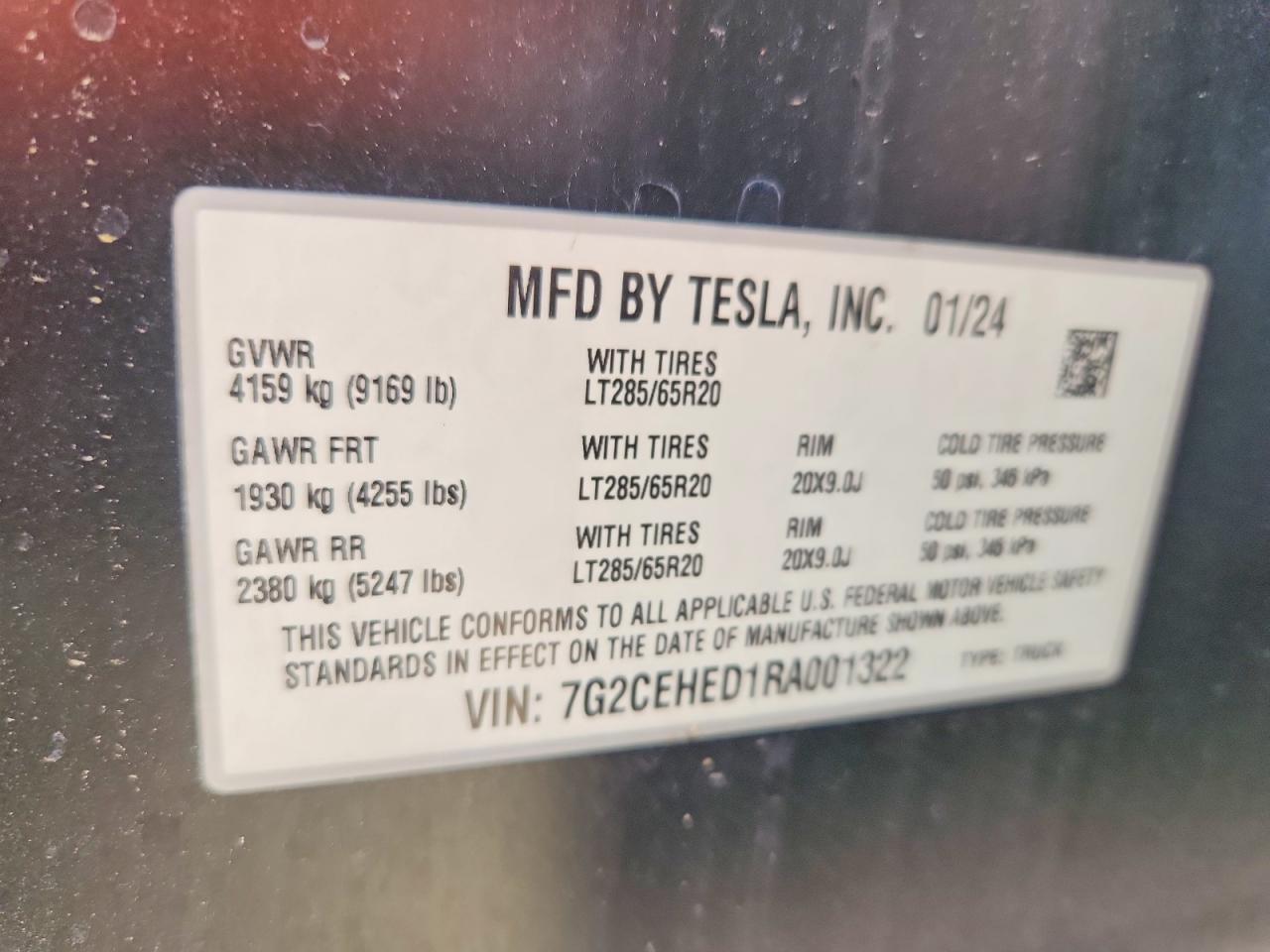 2024 TESLA CYBERTRUCK — фото 13