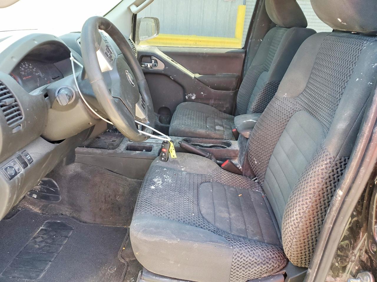 NISSAN FRONTIER