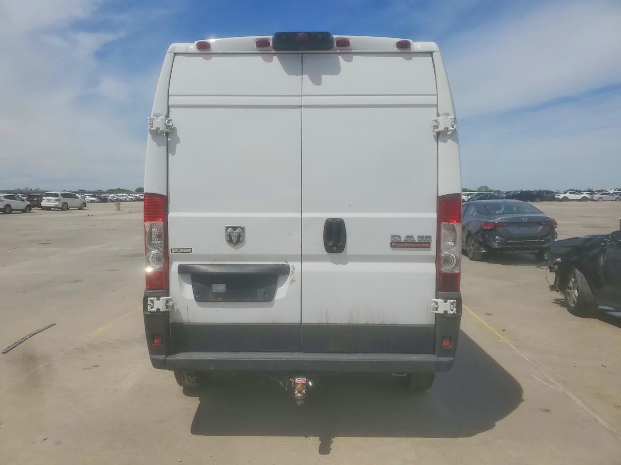 2019 RAM PROMASTER 2500 — фото 6