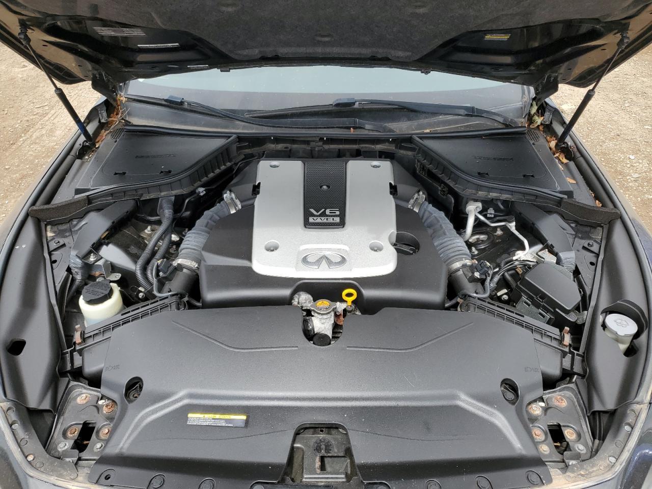 2015 INFINITI Q50 — фото 11