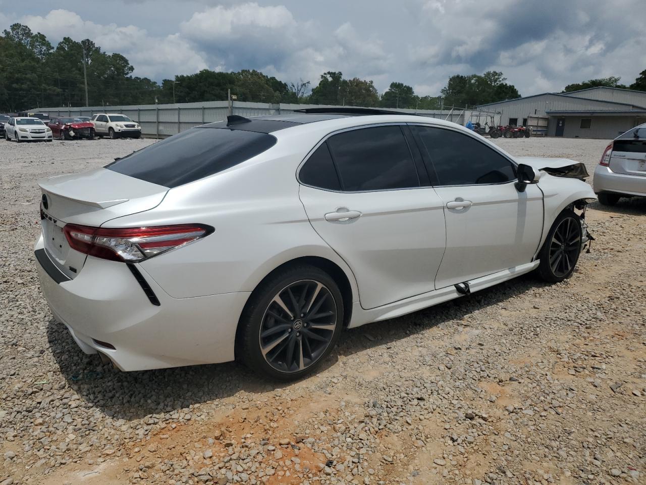 2019 TOYOTA CAMRY — фото 3