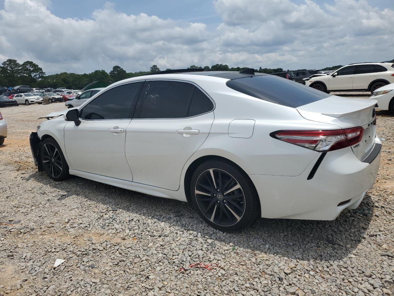 2019 TOYOTA CAMRY — фото 2