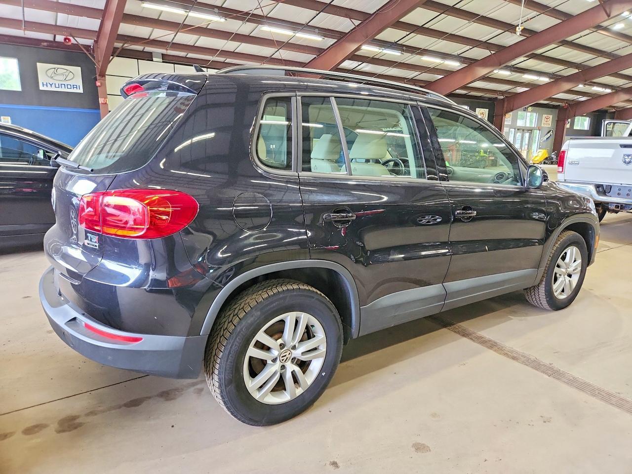 2017 VOLKSWAGEN TIGUAN — фото 3