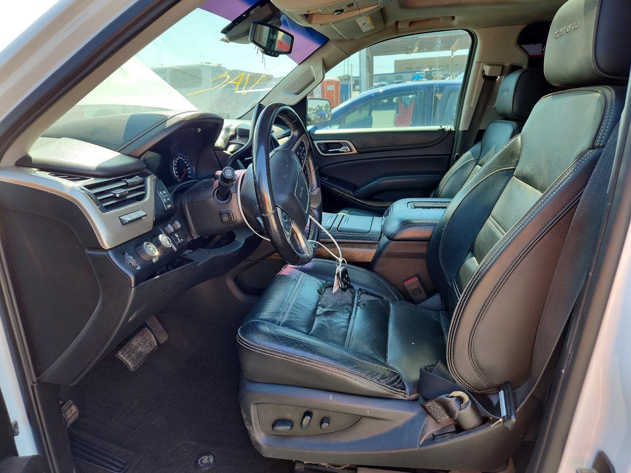 GMC YUKON