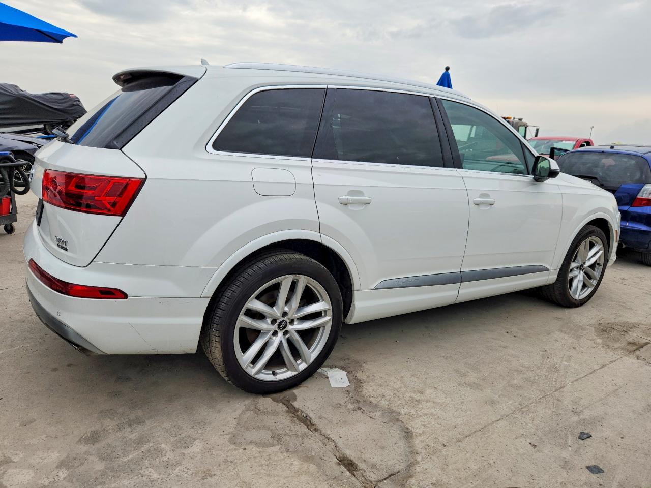 2017 AUDI Q7 — фото 3
