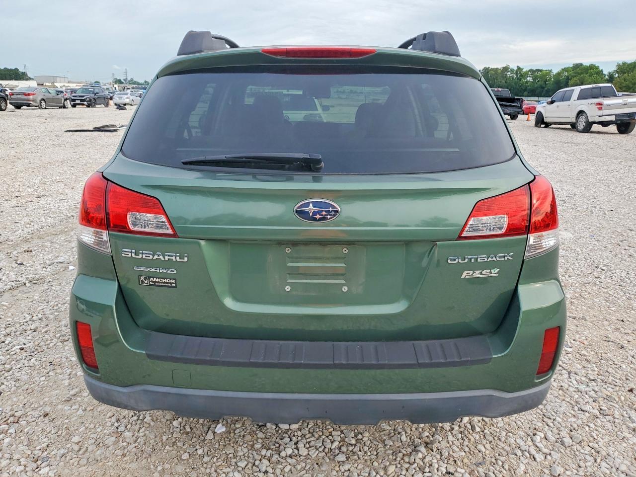 SUBARU OUTBACK