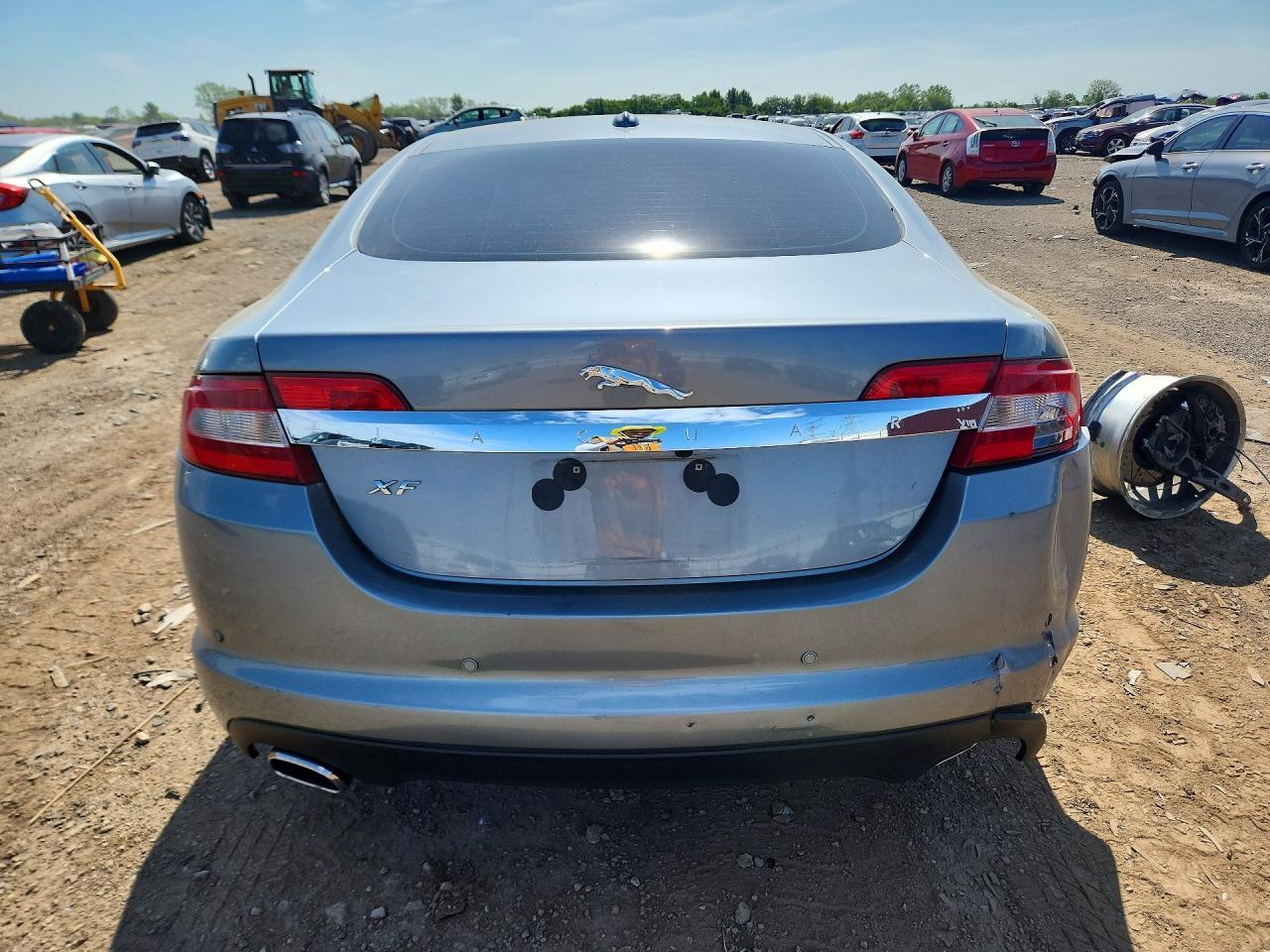 2010 JAGUAR XF — фото 6