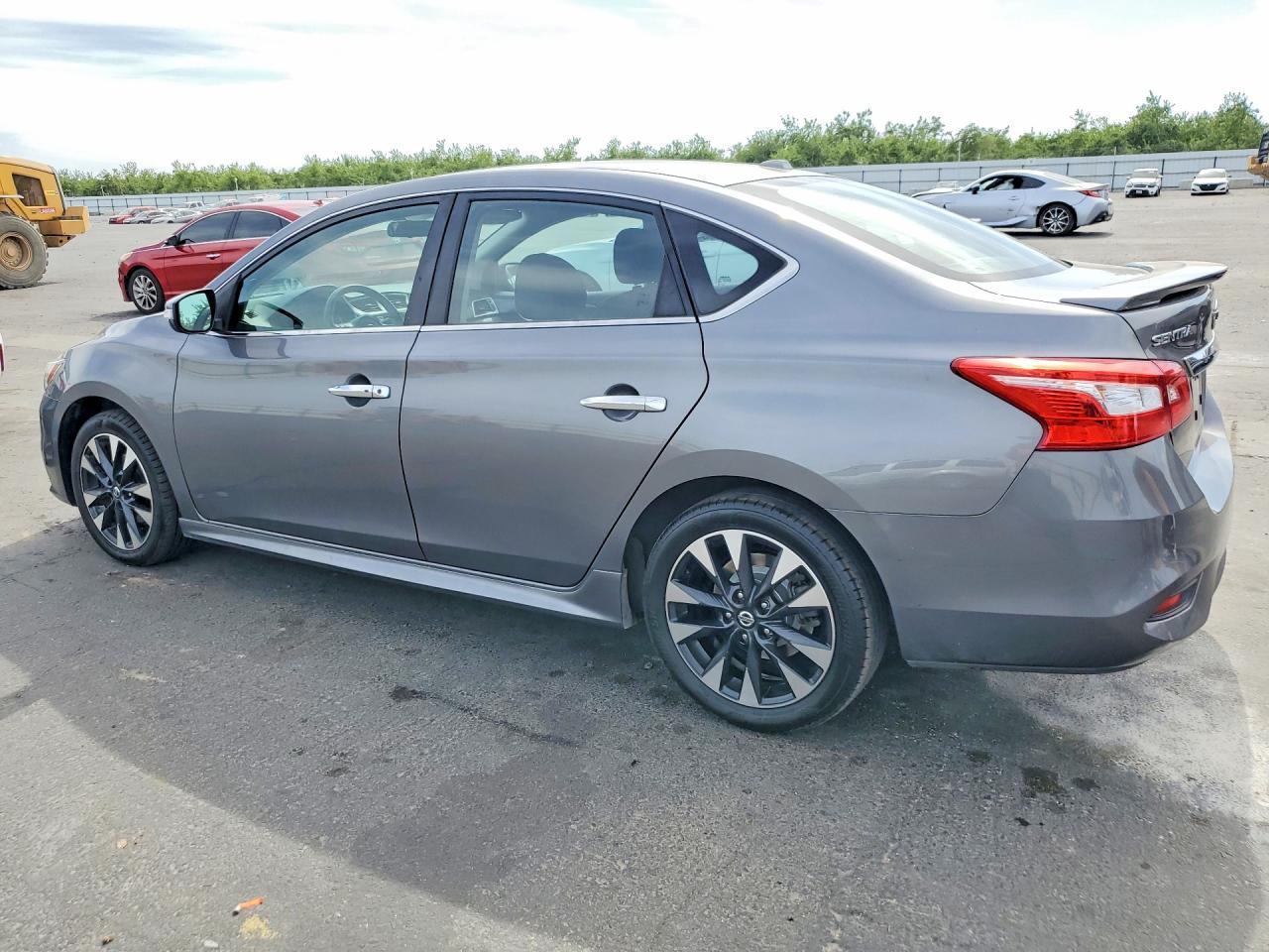 2019 NISSAN SENTRA — фото 2
